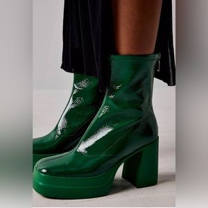 NWT Free People Double Stack Platform Boots Emerald Edge Green Size 38 EU